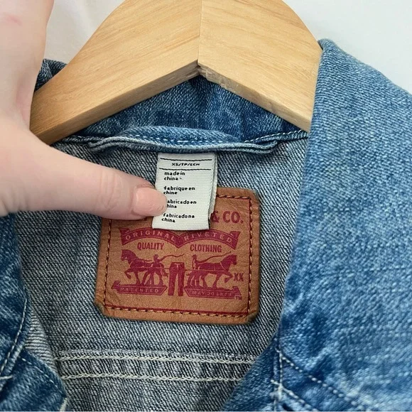 Vintage 90’s Levi’s Blue Button Up Vest Western Style - Picture 3 of 3